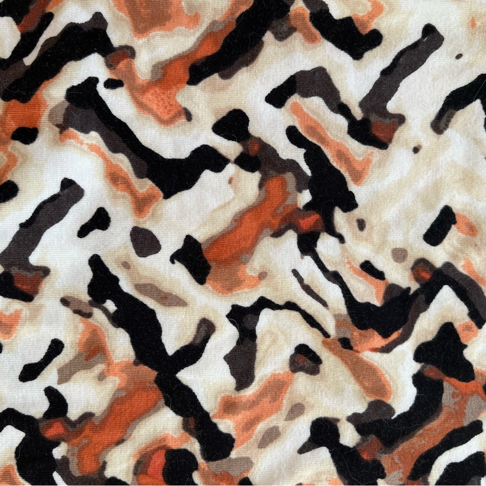 Abstract St. John Patterned T-Shirt - Picture 3 of 3